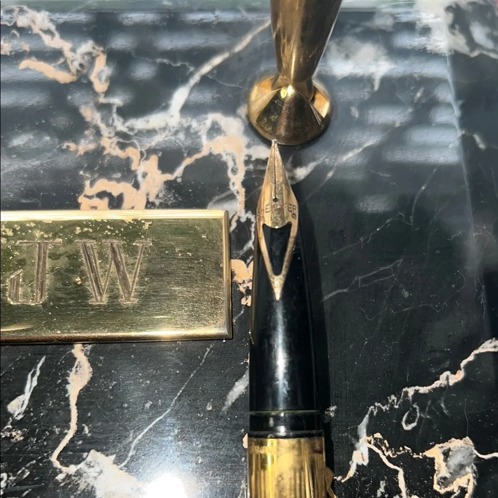 Black and Gold Office Pencil Case